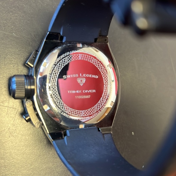 Swiss Legend Men’s Trimix Diver Watch. Black Face, Dial, and Rubber Band. NICE! - Picture 4 of 7